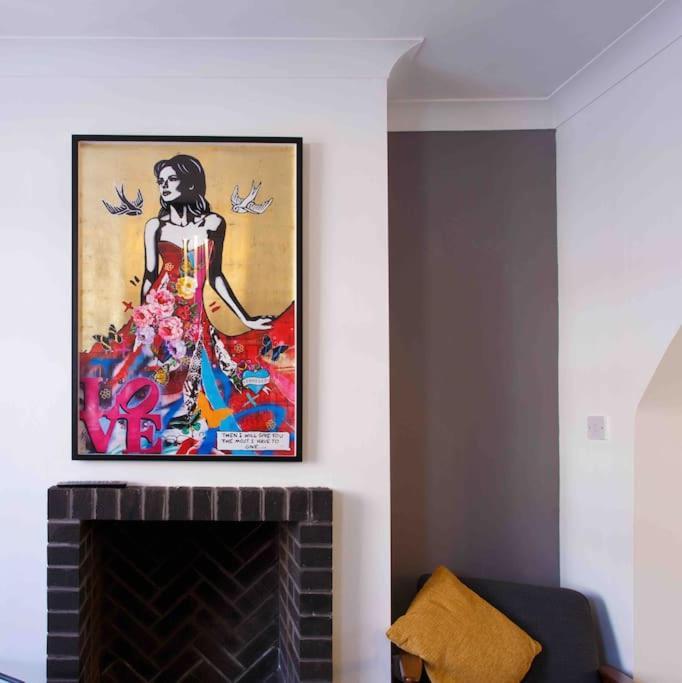 Chester/hoole Contemporary Home. Sleeps 6 +netflix Chester