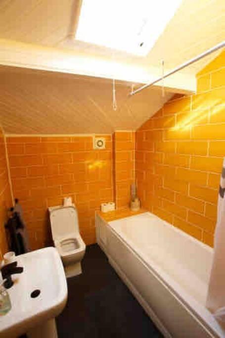 Chester/hoole Contemporary Home. Sleeps 6 +netflix Vakantiehuis *